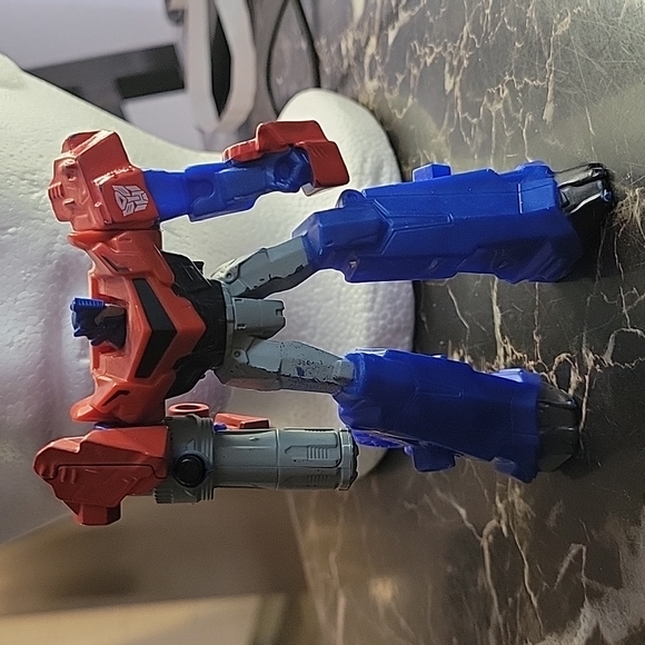 Transformers Optimus prime mini figure plastic toy for kid robot - Picture 1 of 7